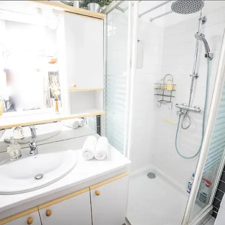 Apartment Le Seventie's 3 Terrasse-netflix-wifi-parking-mer-top Pros Servicesconciergerie